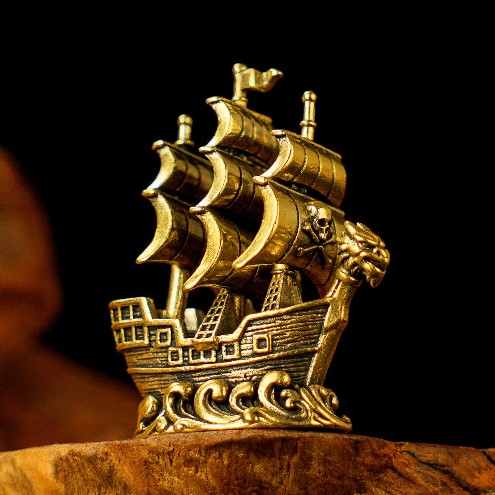 TEMU 100% Solid Brass Retro Pirate Ship Decor - Handcrafted Nautical Collectible Figurine, Vintage Desktop Ornament For Office/home, Unique Art