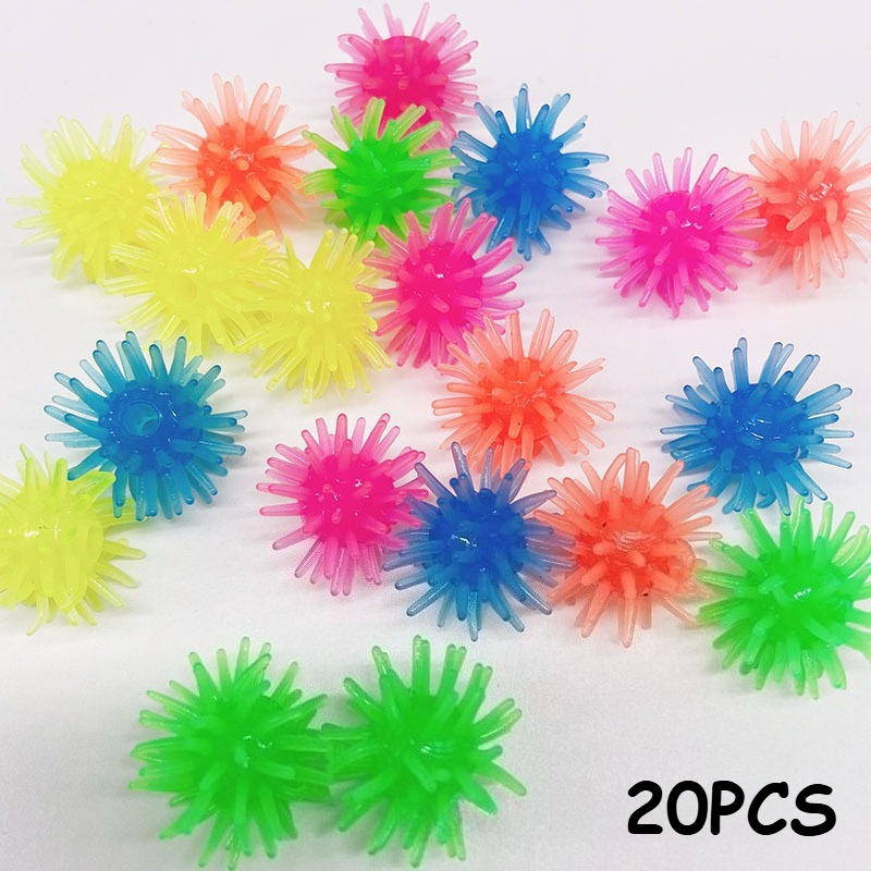 E-shop 20-teiliges interaktives Katzeballset – Gummi-Spielzeug mit klebrigen Lüftern für Kletterwände, automatisches Gleiten batterieloses Spielen im
