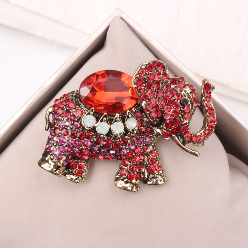 TEMU Luxurious Rhinestone Elephant Brooch, Women's Fashionable And Elegant Jewelry, Unique Elephant Shaped Brooch, Suitable For Weddings And Formal