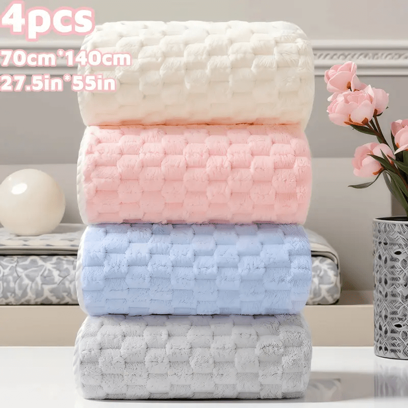 E-shop 4 Stück Flauschige Badetücher mit Wolken, 70cm x 140cm – Hochwertiges Korallenvelours-Gewebe, Weich angenehm zu berühren, Schnelltrocknend