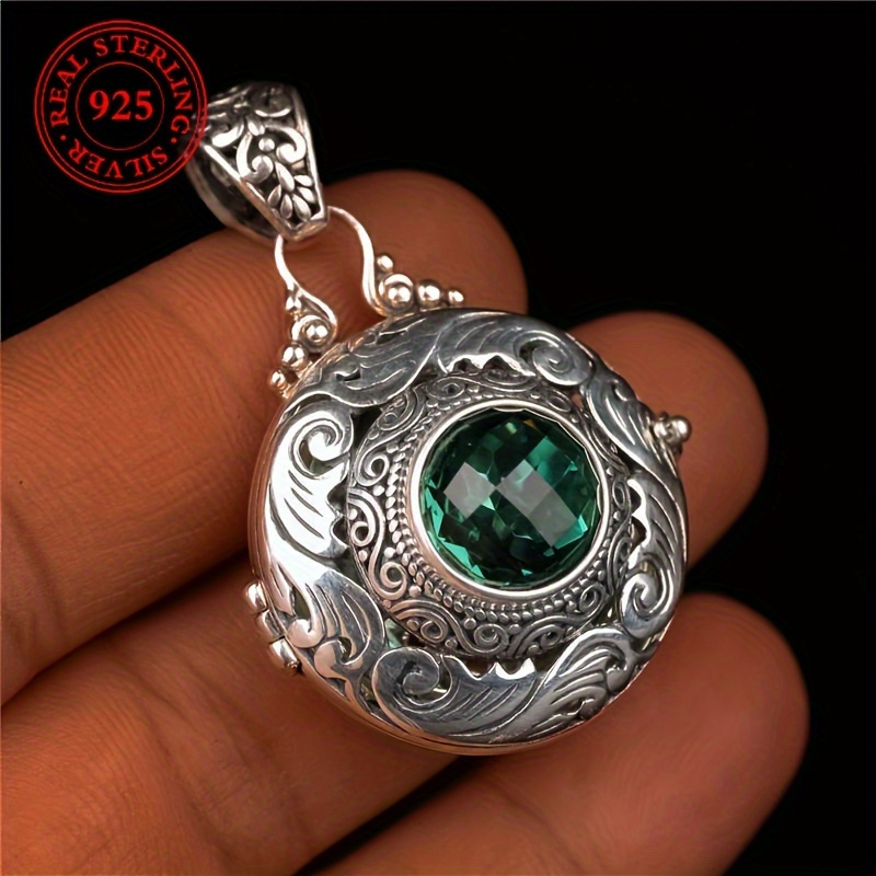 

Elegant Vintage-inspired 925 Sterling Silvery Pendant Necklace With Green Zirconia - Parties & Gifts