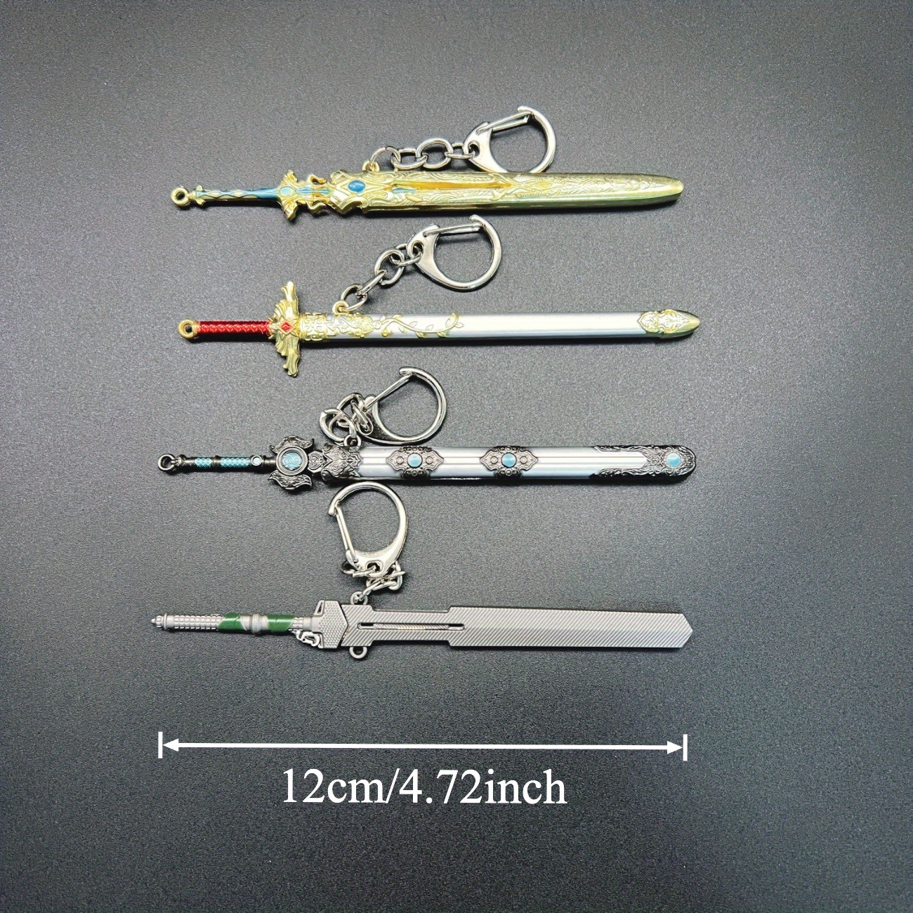 9pcs Mini Alloy Sword Model Gift Set, Key Ring, Key Chain, Movie Anime Game Merchandise Replica, Collector's Keychain for Collectors, Gift for Men, Replica Alloy Desktop Decoration Collectible, Backpack Charm, Gift for Men, Suitable for Performance