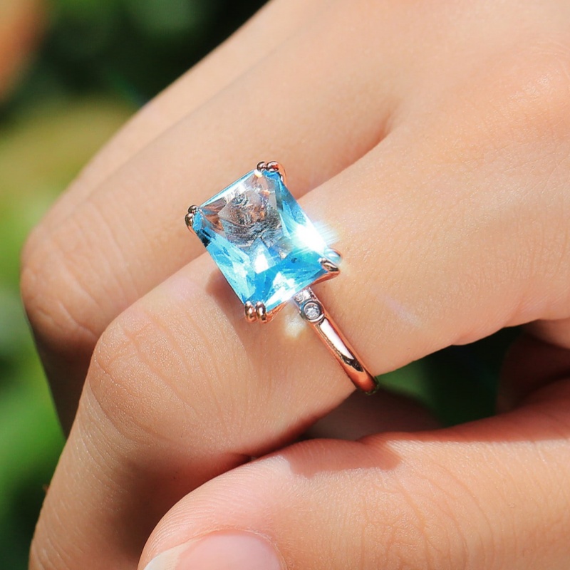Elegant Rose Golden Ring Inlay Sea Blue Synthetic Zirconia