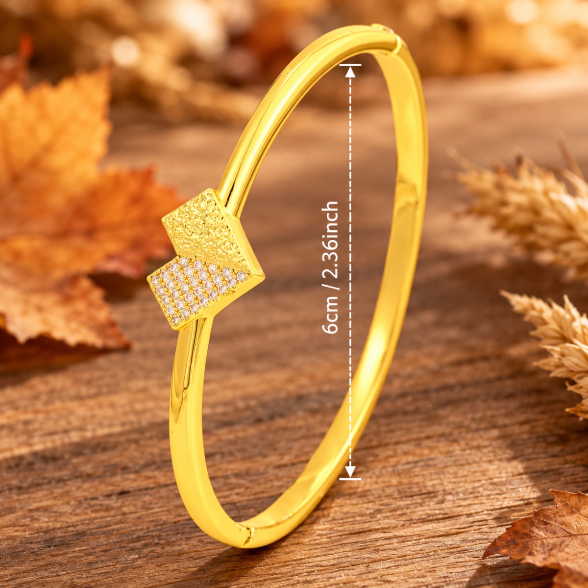 Women's Rectangular Decorative Zirconia Inlaid Bangle