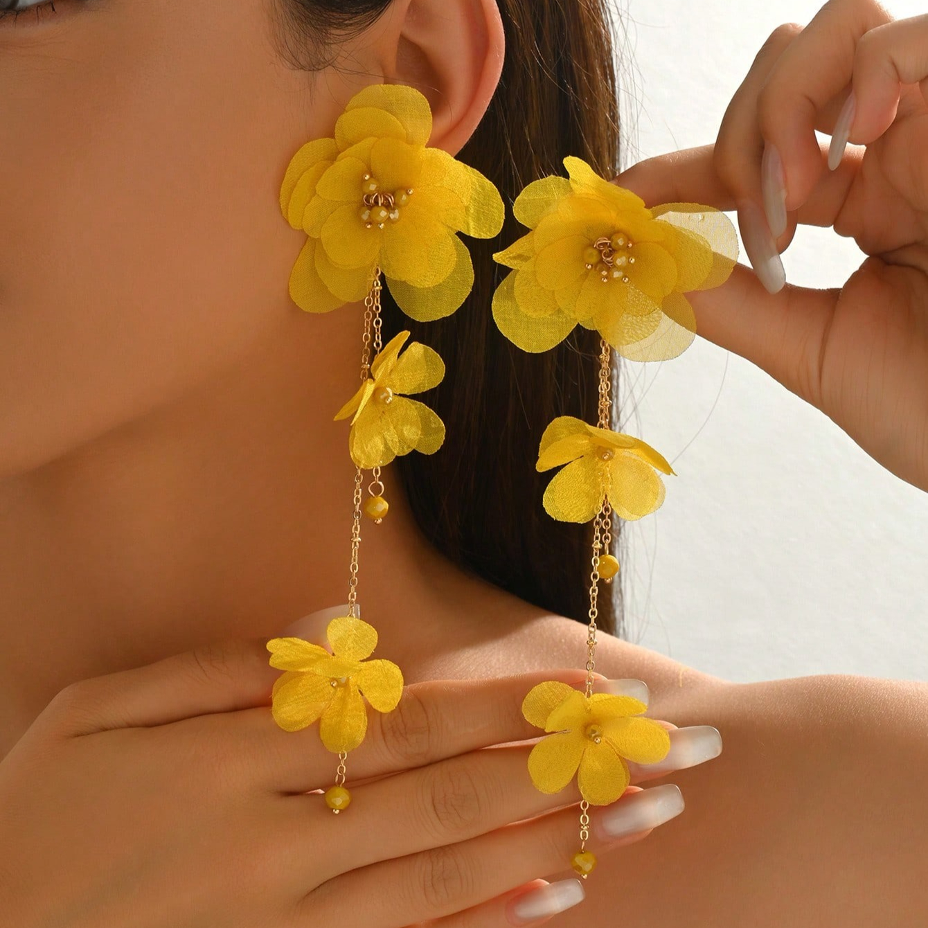 TEMU 1 Paire de Boucles d'Oreilles Pendantes Élégantes Style Vacances, Tendance et Polyvalentes, avec Perles en Verre et Fleur en Tissu