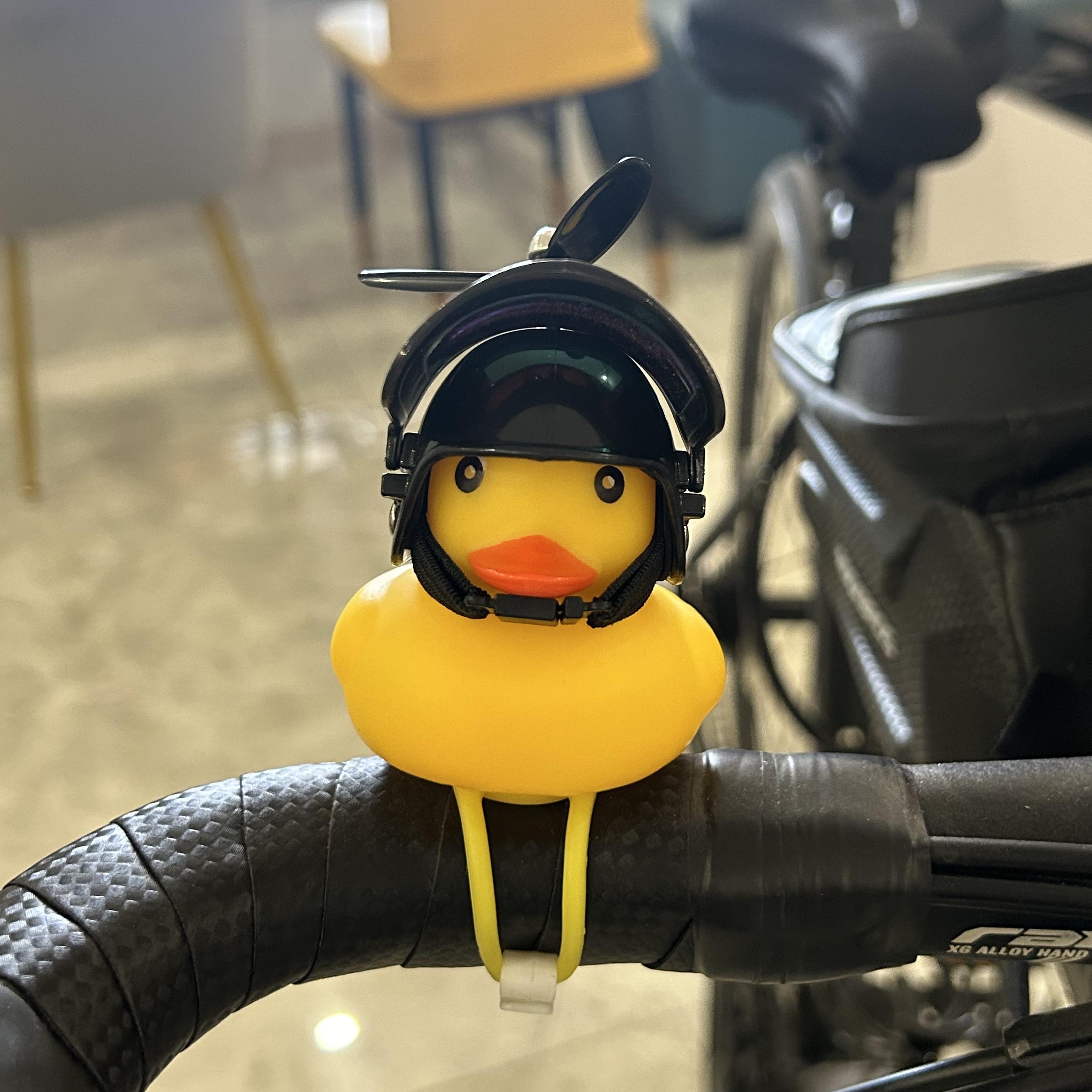 E-shop 1/2 Stück Klassische Gummienten-Fahrradlenker-Dekoration - mit Propeller - Leuchtend Gelb Schwarz, für Fahrradzubehör, Fahrradaccessoires |