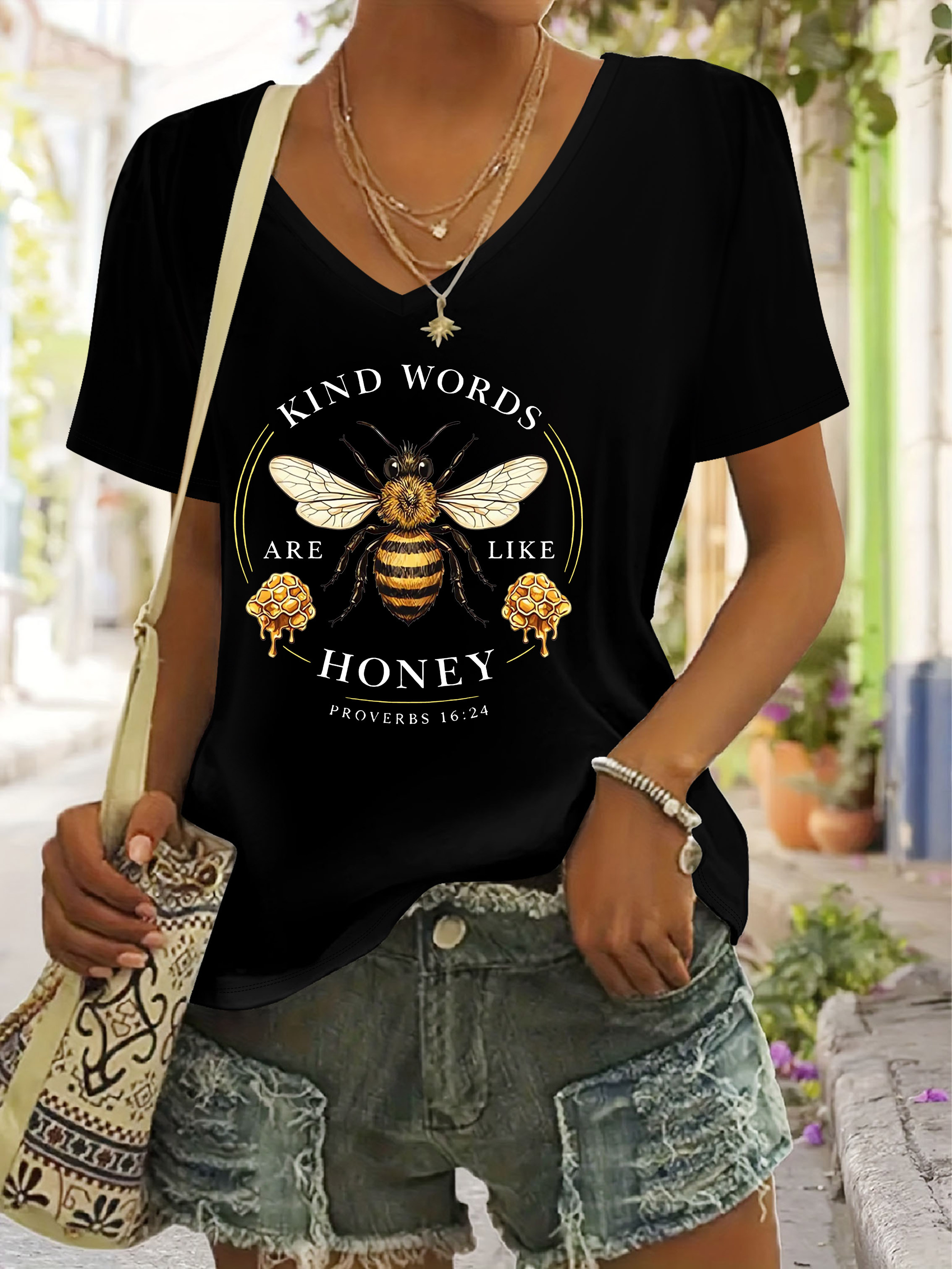 bee dress shirt Men's fitted shirt with bee pattern