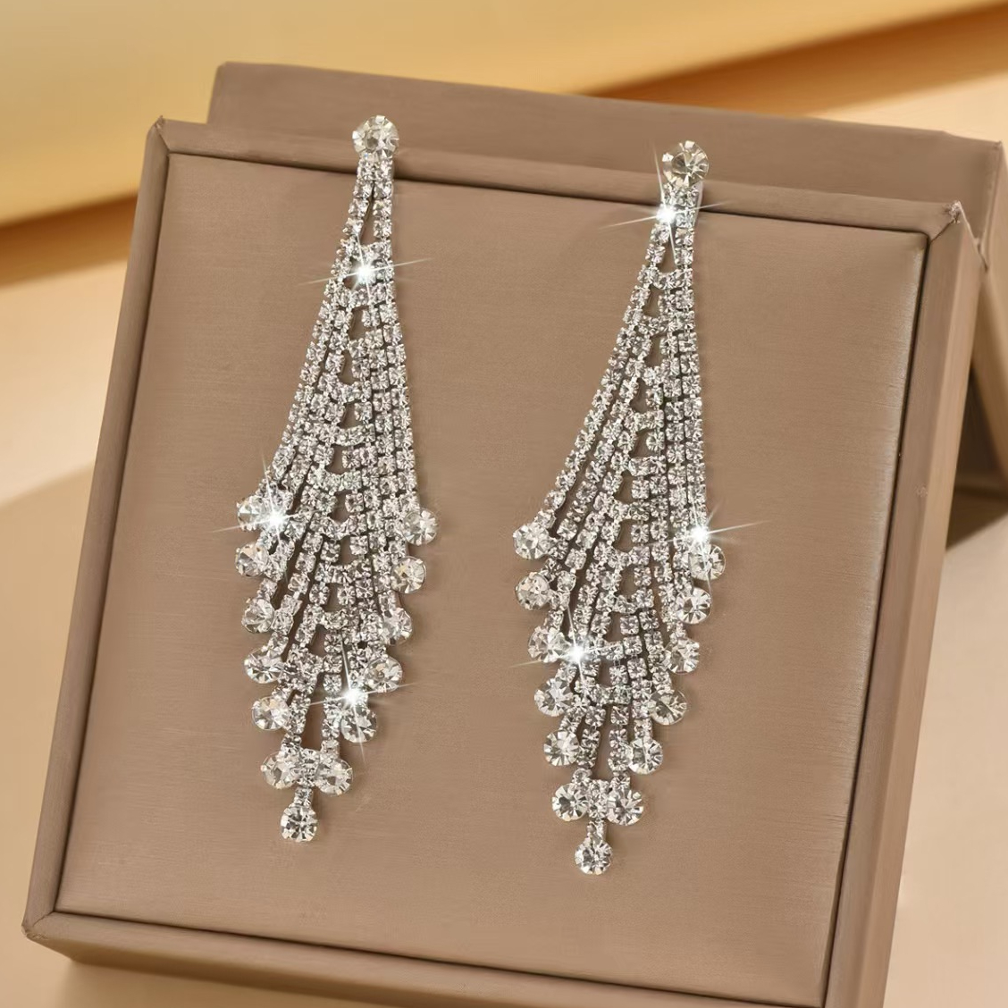 TEMU A Pair Of Long, Multi-layered Earrings With A Simple And Elegant Design, Suitable For Women To Wear At Banquets, Weddings, , And Daily Occasions