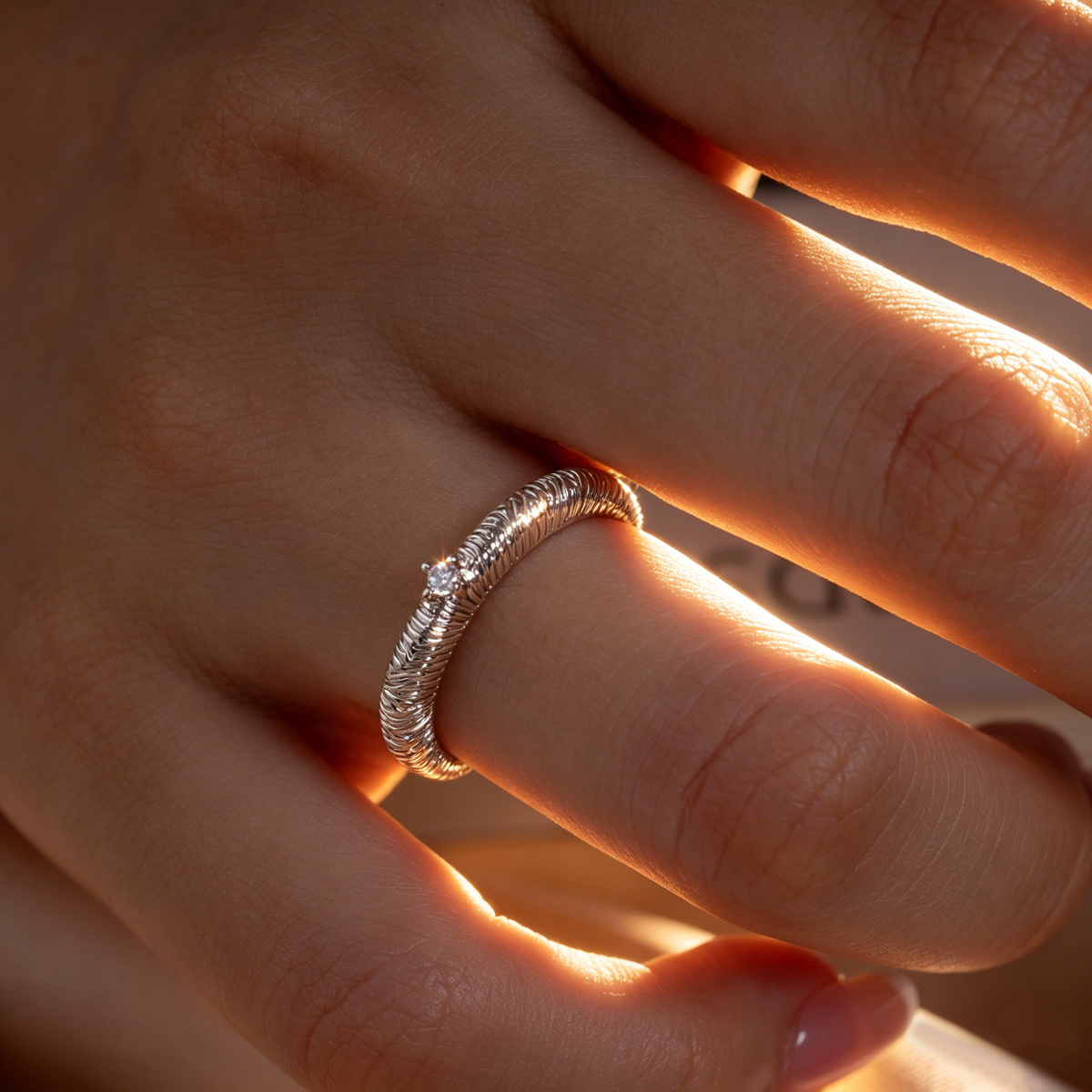 Textured Single Stone Open Ring for Women, Vintage Style