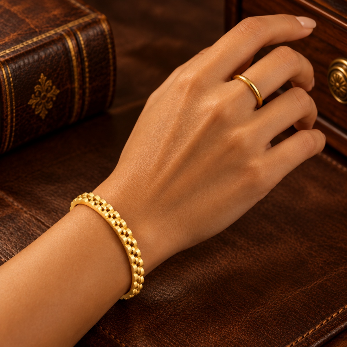 2pc Women's 304 Stainless Steel Cable-Link Bracelet & Smooth Band Ring Set