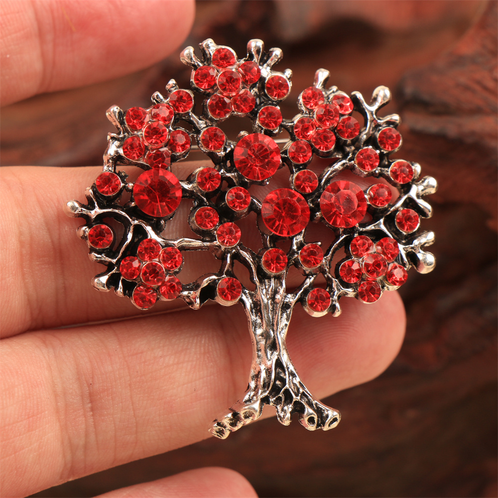 Image of Men's And Women's Brooch Pins Featuring A Vintage Baroque Of A , Perfect As Jewelry Additions Or Gifts For Weddings And Holiday Parties