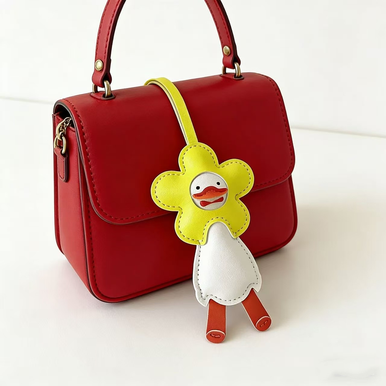 TEMU Cute Duck-shaped Pu Leather Keychain & Bag - Refueling Duck Pendant With Phone Chain, Car Accessory Suitable For Pet Lovers Women & Ladies,