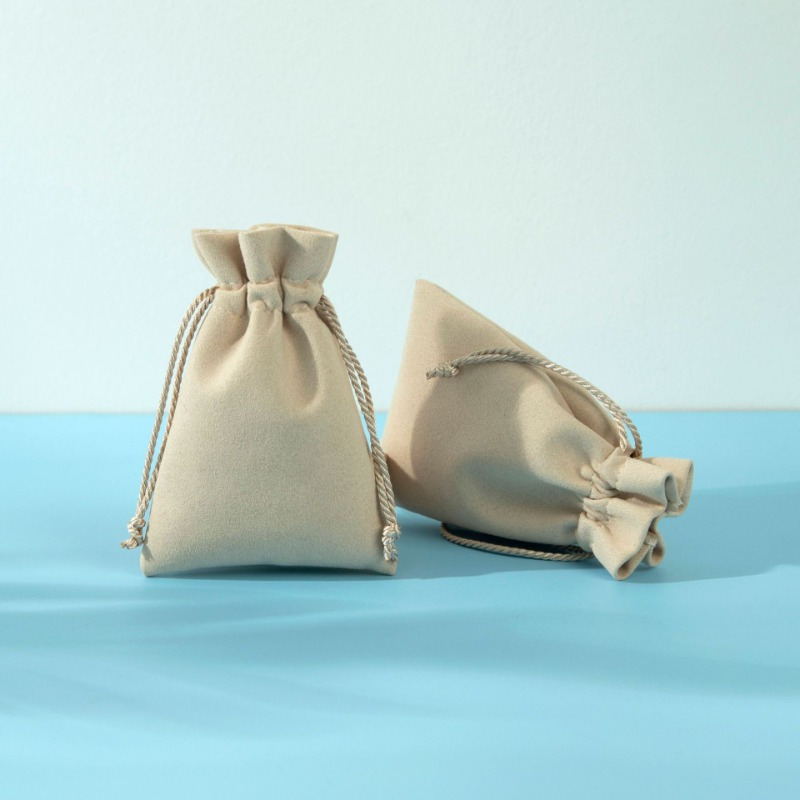 Custom Velvet Jewelry Storage Pouch