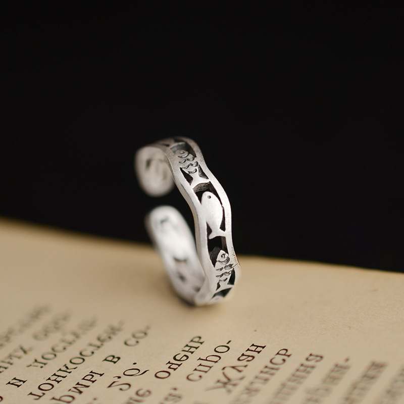 Vintage Geometric Line Border Fish Ring, Gift for Friends
