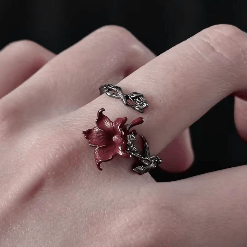TEMU 1pc Exquisite Light Luxury Elegant Fashionable Versatile Dark Gothic Mandala Flower Ring, Vintage Niche Unique Stylish High-end Aesthetic Index