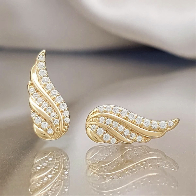 Image of 1 Pair Sparkling Cubic Zirconia Stud Earrings, Elegant And Luxurious Women' Ear Jewelry, Perfect For Daily Wear And Gifting, Valentine's Day Accessory | Elegant Earring Design | Durable Earrings