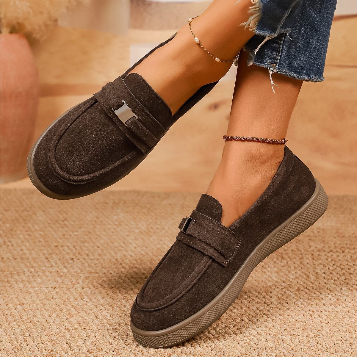 TEMU Women's Loafers With Metal Accent, Metal As Element, No Pattern, Round Toe, Low-top, Slip-on, Flat Heel, Vintage-style Loafers With Metal ,