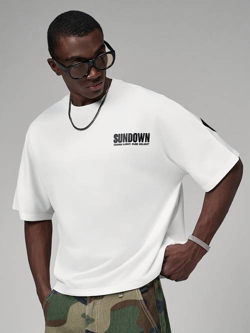 sommer-herren-t-shirt mit digitaldruck, super locker, kurz geschnitten, übergroß, mit buchstaben-aufdruck, , vielseitig, lässig, kurzärmelig