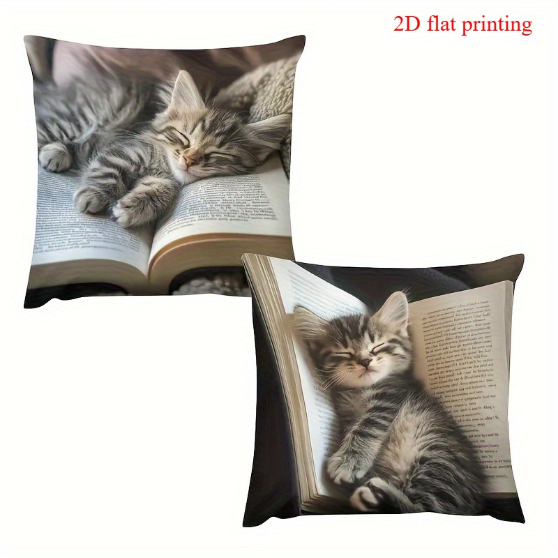 E-shop 2D Flachdruck, 2er Set Kissenbezüge mit Kätzchen-Schlafmuster auf sanftem Buchhintergrund, Pfirsichhaut-Velours, weiches . Geeignet für Zuhause,