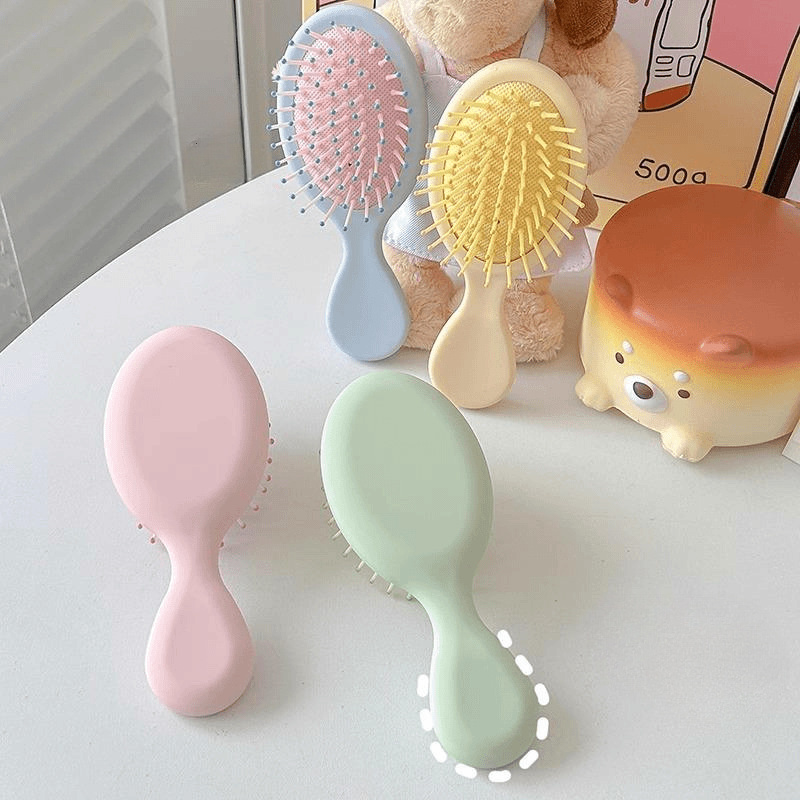 

Portable Macaron-inspired Comb For Girls - Compact, Scalp Massaging Hairbrush With Abs Handle