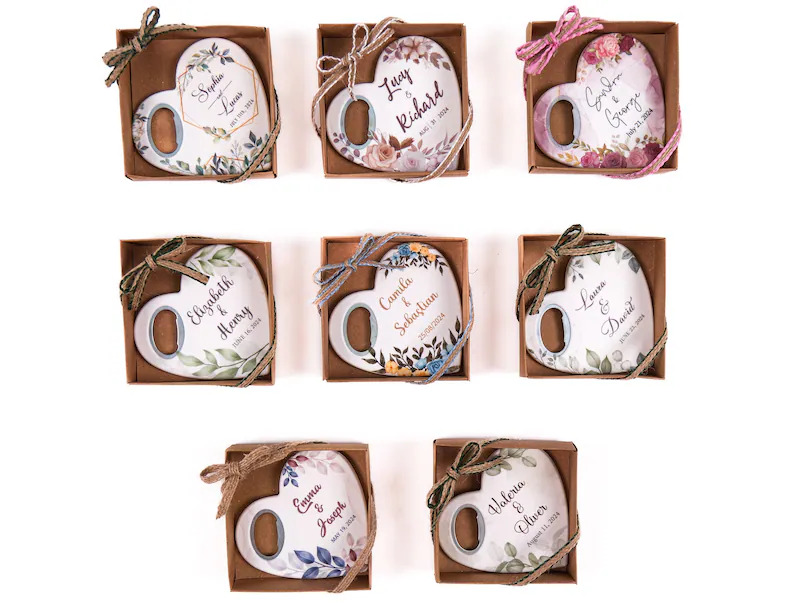 personalisierter flaschenöffner magnet gastgeschenk hochzeit