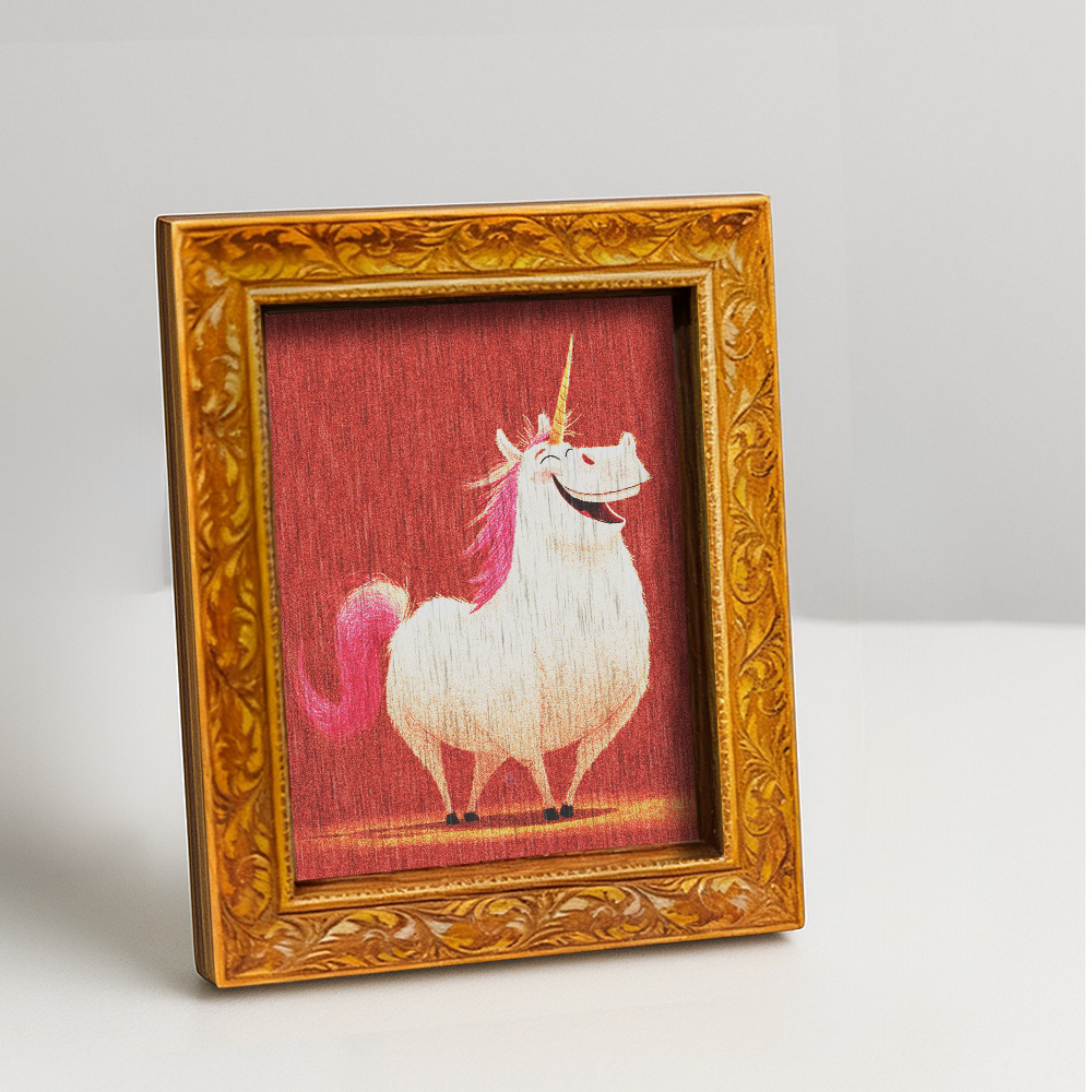 E-shop Ein bezaubernder Einhorn-Kühlschrankmagnet mit einem fröhlichen Einhorn mit rosa Mähne in einer Mini-Dekorationsmalerei aus Holz, für Heim- und