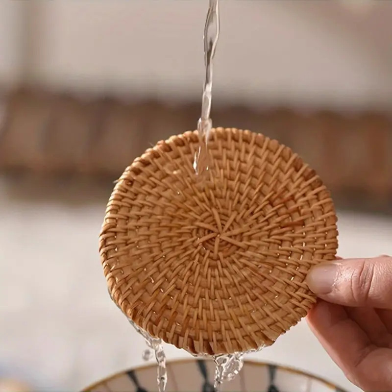 Set of 6 Handcrafted Rattan Coasters Plus 1 Woven Storage Accessory for Tea Sets, Designed for Gongfu Tea, Serving As an Insulation Pad And Heat-Resistant Kitchen Utensil Pad