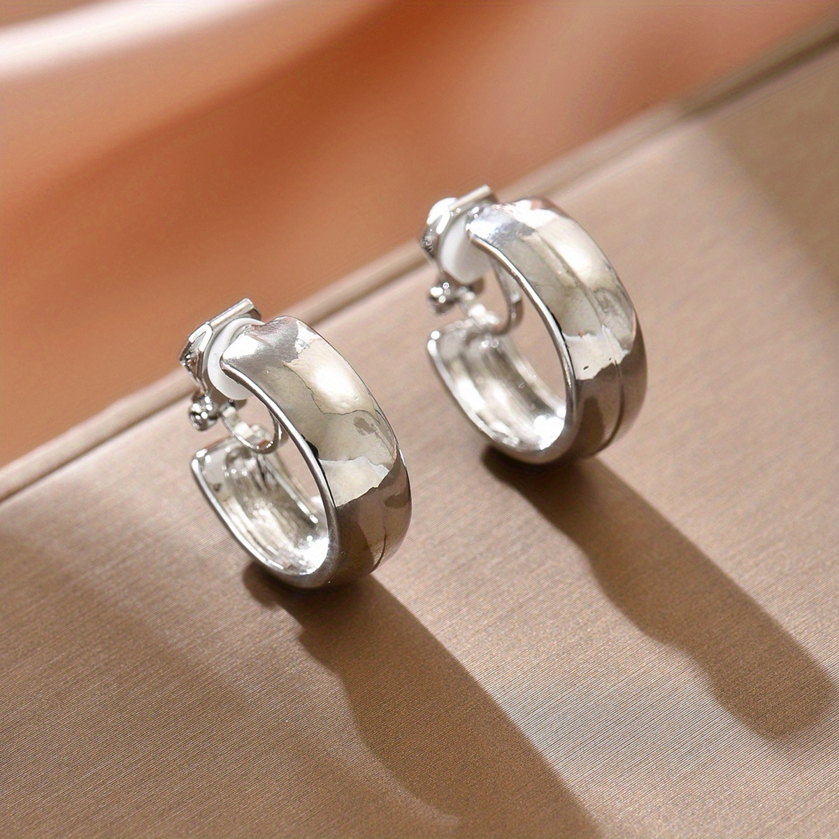 Women's Simple and Elegant C-Shaped Hoop Clip-On Earrings