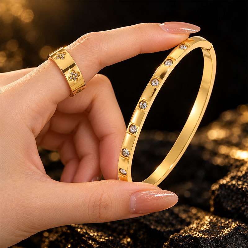 Women's 2pc Segmented Design Bracelet and Ring Set
