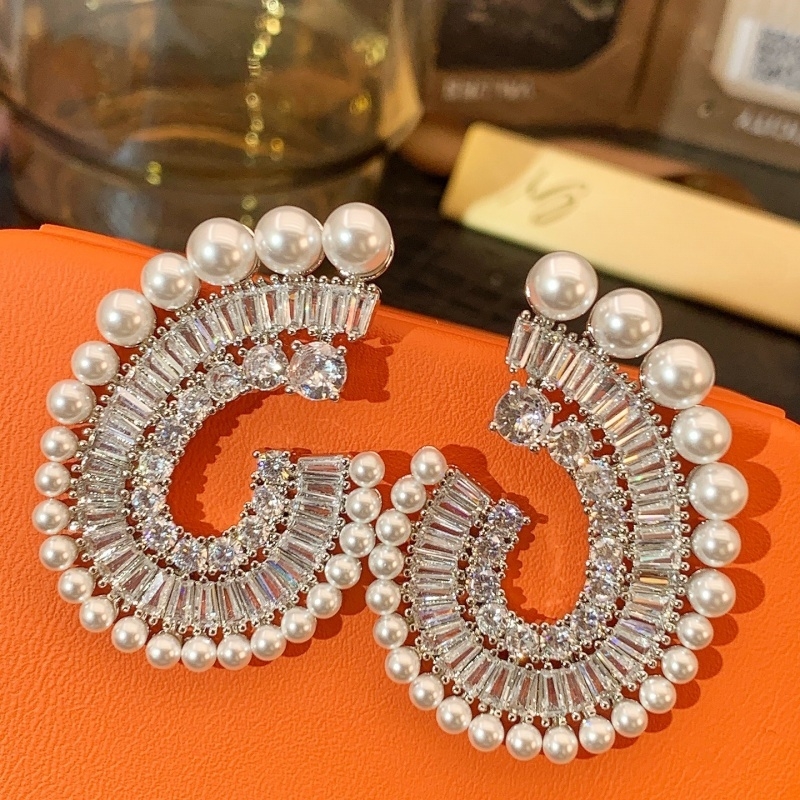 Women's Blingbling Micro Paved Synthetic Zirconia Stud Earrings