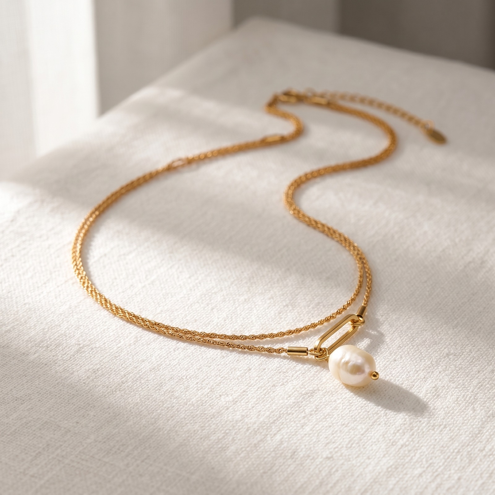 Women's 18K Gold-Plated Twisted Rope Chain Necklace with Pearl