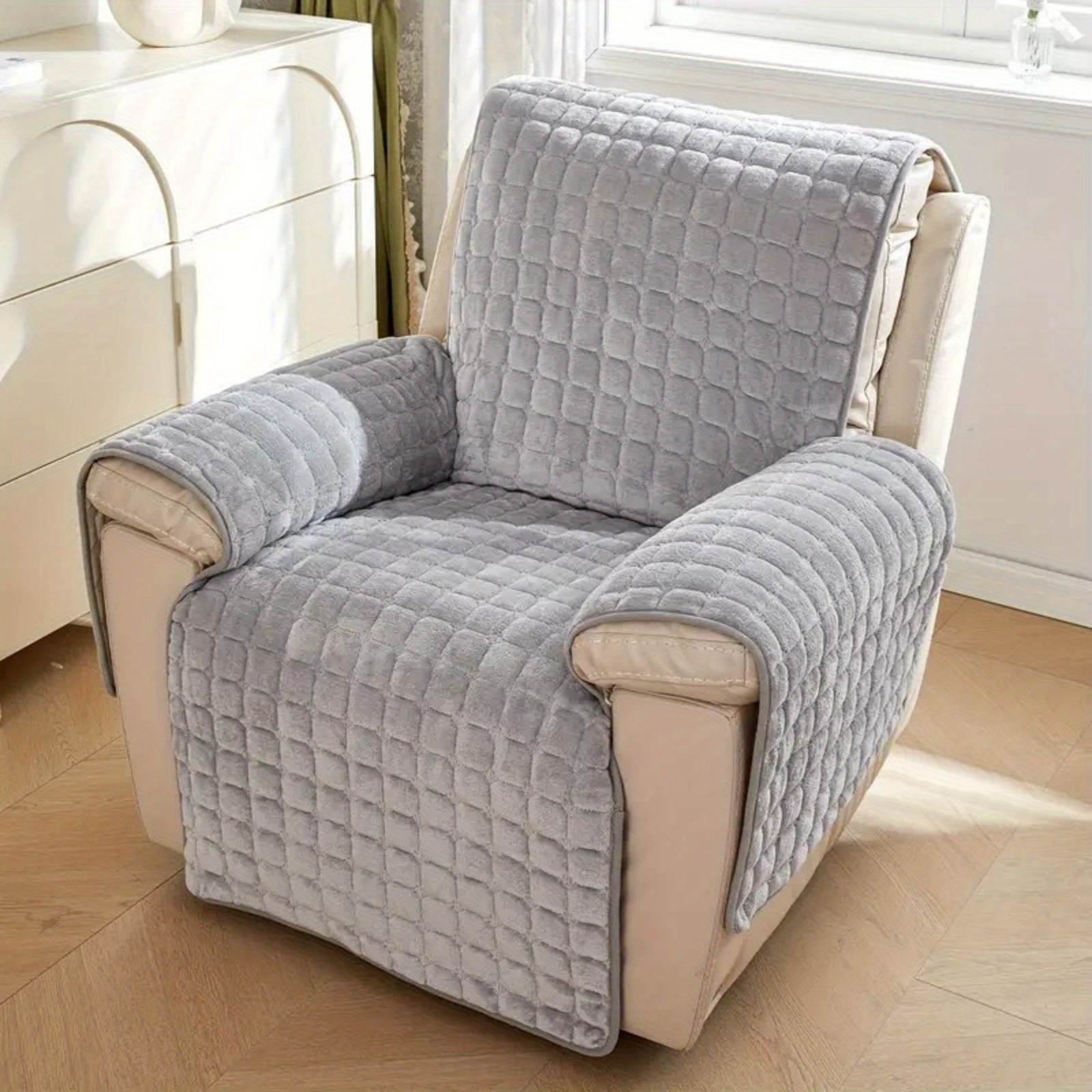TEMU 1pc Plush Velvet Recliner Cover - Pet- Friendly, Durable & Washable, Quilted Design With T- Cushion, Ideal For Bedroom, Office, Living Room -