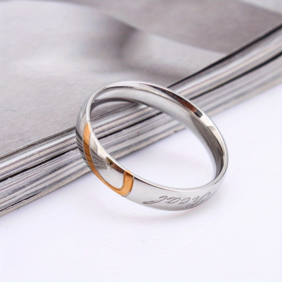 TEMU 1 Anillo de Pareja de Acero Inoxidable 304 - Corazones y Grabado de Iniciales//Mensaje, Banda a Juego para Esposo y Esposa, Regalo Romántico de