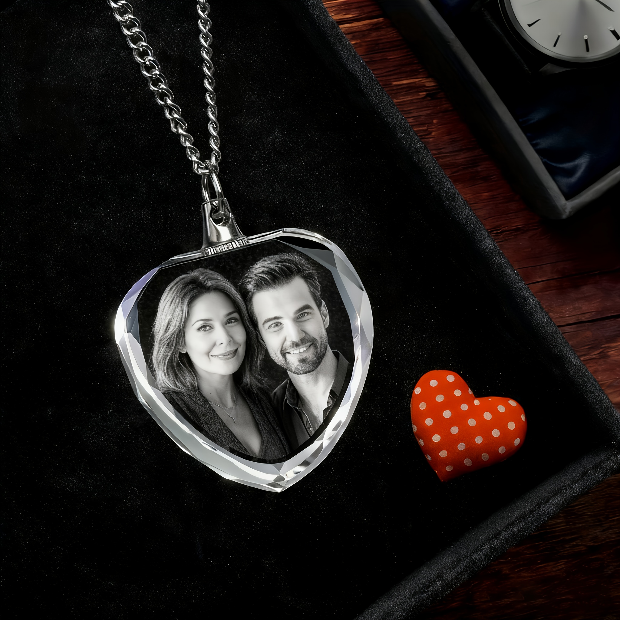 Custom Anniversary Gift Personalized Photo Pendant Necklace — Unique Keepsake