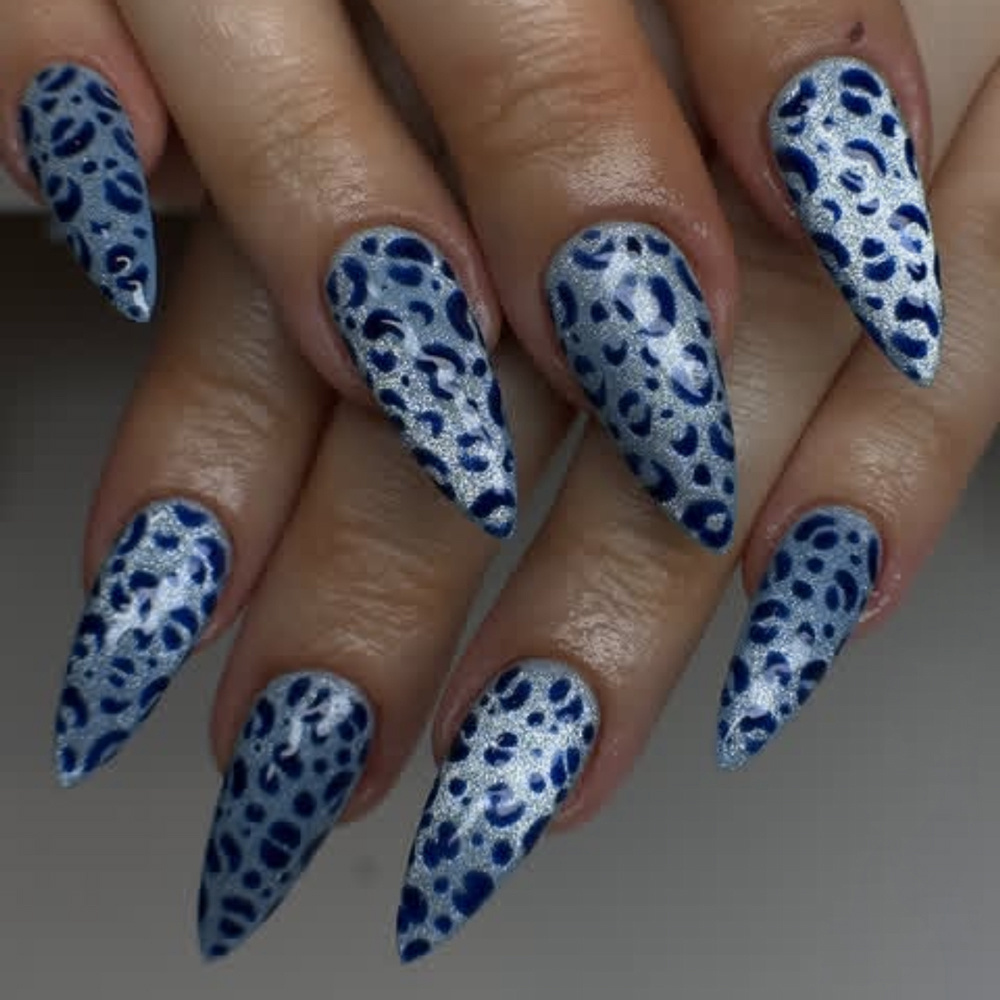 TEMU 24 Stück Eisblaue Katzenaugen Leopardenmuster Aufdrück-Nägel, Silberglitzer Blaue Leoparden Lange Mandel Nagelsticker, Bezaubernde Hot