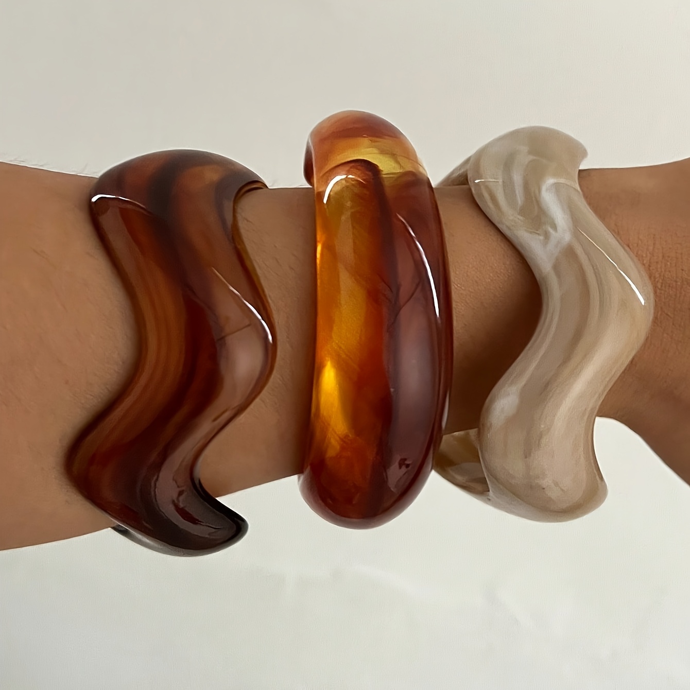 TEMU A Stylish And Elegant Wave Bracelet, Suitable For Daily Wear, Banquets/parties, Travel, Beach Vacations, Daily Commutes, Festivals, And Other