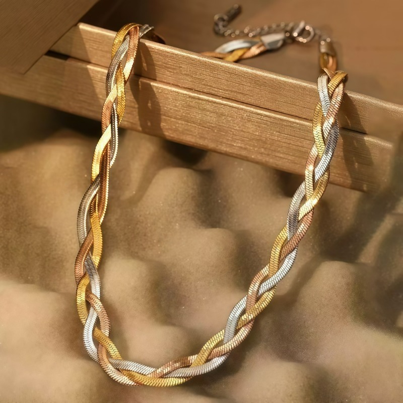 E-shop 1 Hochwertige, hypoallergene Edelstahl-Tricolor-Halskette, plattiert, um Ausbleichen zu verhindern, bequem und vielseitig, einfach und elegant,