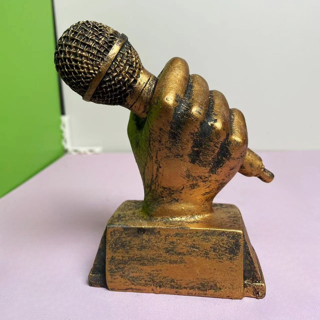 E-shop Mikrofon Trophäe Harz Statuen - Lustige Karaoke Party Preis, Musik Performance Wettbewerb Auszeichnung, Desktop Deko für Musikliebhaber,