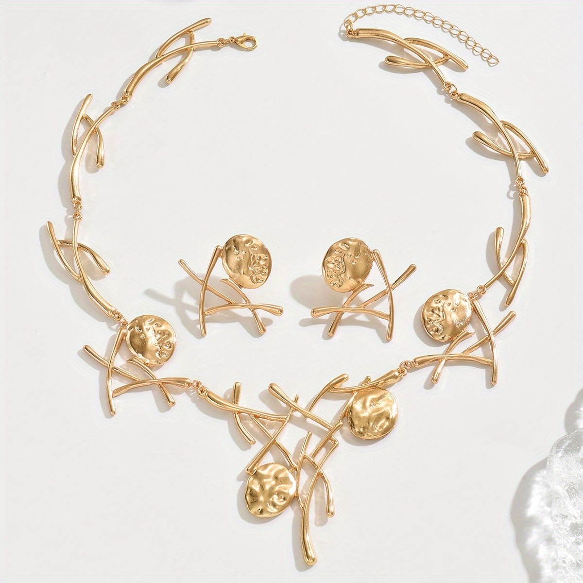 3pcs european and american exaggerated personality necklace earring womens jewelry set vintage bohemian geometric oval irregular   alloy branch design clavicle chain daily party banquet light luxury high end gift multi accessory set Product details 4