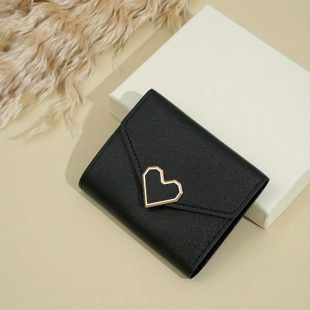 

1pc Of Trendy Korean-style Heart-shaped Mini Wallet - A Compact, Foldable Multi-card Holder With A Coin Pouch, Stylish Clutch, And Washable .