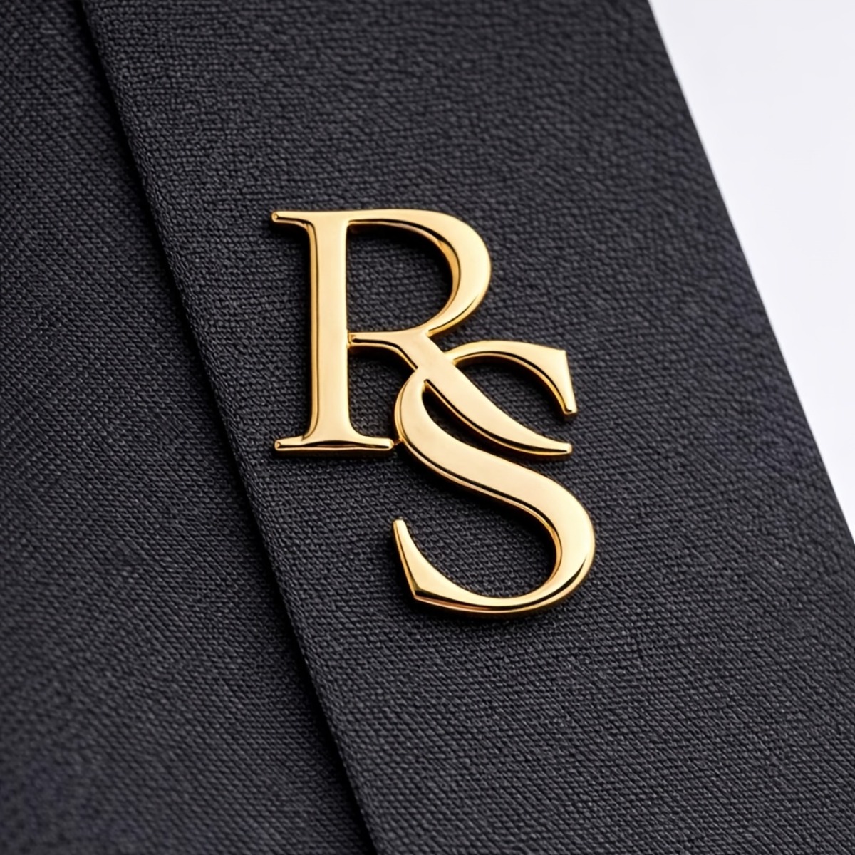 TEMU [1pc] Initial Brooch, Personalized Couple Letter Brooch, Groomsman Groom Lapel Pin, Father Brooch, Top And Bottom Letter Brooch, Stainless Steel