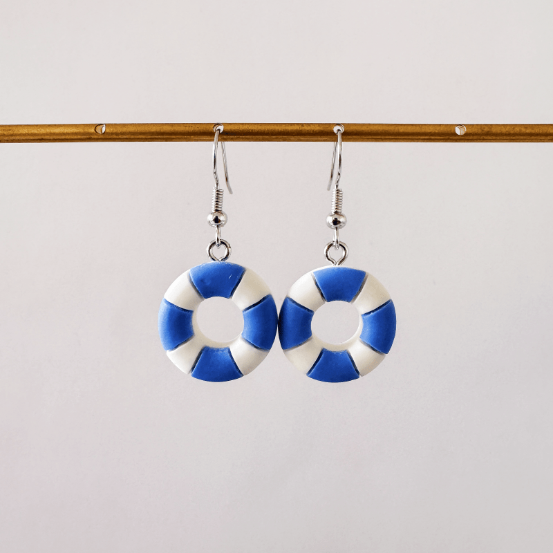 Image of A Pair Of Summer Easy And Fashionable 3d Resin Swimming Ring Pendant Earrings, Women' And Fashionable Swimming Pool Beach