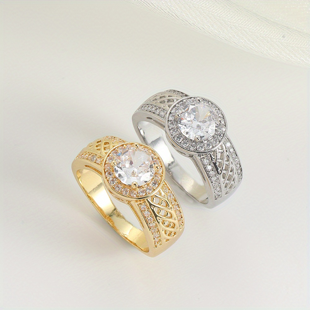 Women's Engagement Ring