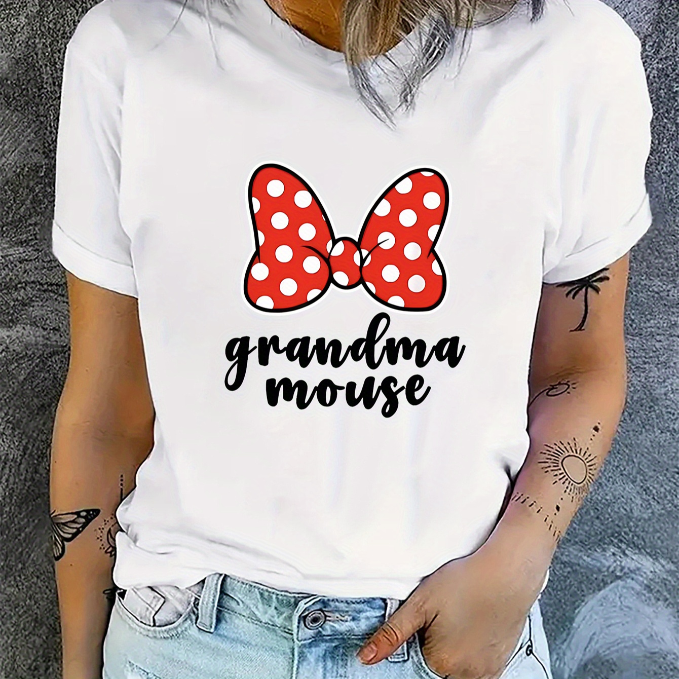 

Grandma Mouse" Casual Round Neck T-shirt For Women - Lightweight, Stretchy Polyester With Cute Polka Dot Bow Print, Machine Washable