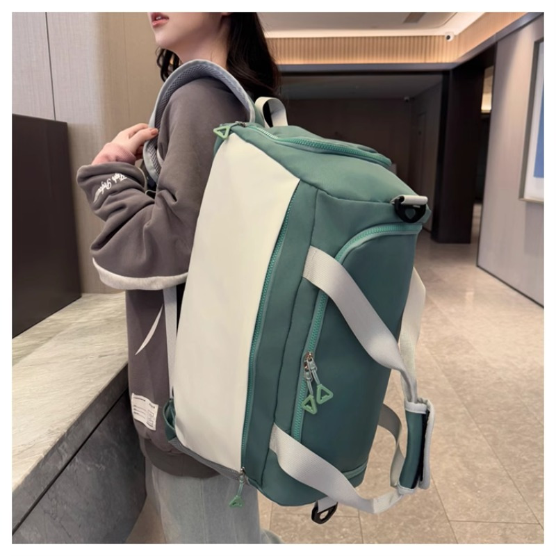 Gran Capacidad Bolsa de Gimnasio y Viaje - Convertible en Mano, Hombro o Mochila con Cierre de Cremallera - Equipaje Ligero y Duradero para Mujeres/Hombres, Negocios, Vacaciones, Yoga, Gimnasio - Compartimento Principal Espacioso & Organizador Frontal - Bolso Diario, Escapada de Fin de Semana, Diseño Minimalista, Correas Ajustables, Tote Portátil, Para Viajeros Frecuentes, Equipo Deportivo, Versátil, Costuras Reforzadas, Estilo Activo