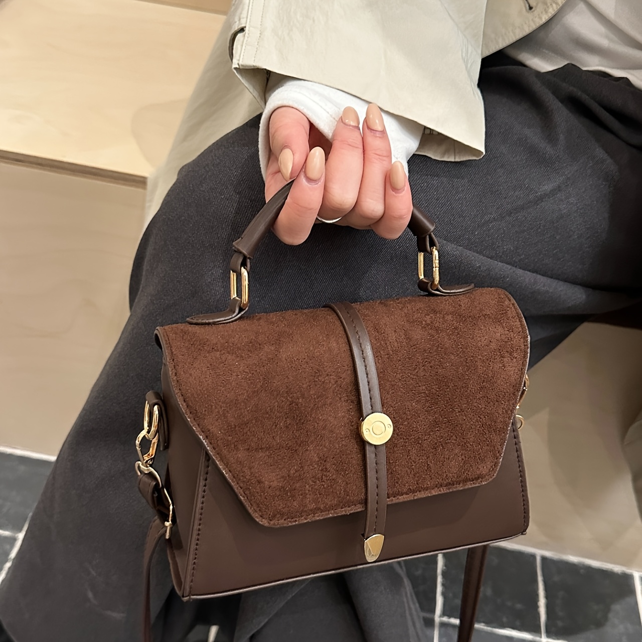 TEMU Women' Matte Crossbody Bag With Closure - Small Square Shoulder Purse Suitable For , Daily Use & Special Occasions, Minimalist Handheld Bag, Dry