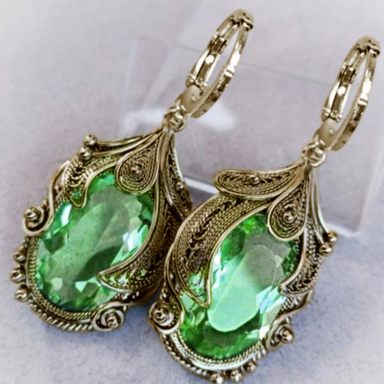 TEMU 1pc Fashionable Artificial Women's Geometric Feather Personalized Earrings Banquet Gift