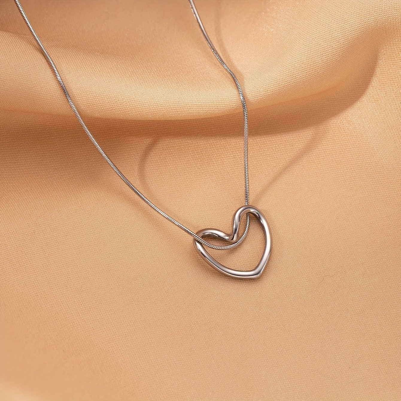 TEMU Heart Pendant Necklace | Golden/silvery Snake Chain | Hypoallergenic Stainless Steel | Fade & Tarnish Resistant | Sophisticated Work Accessory &