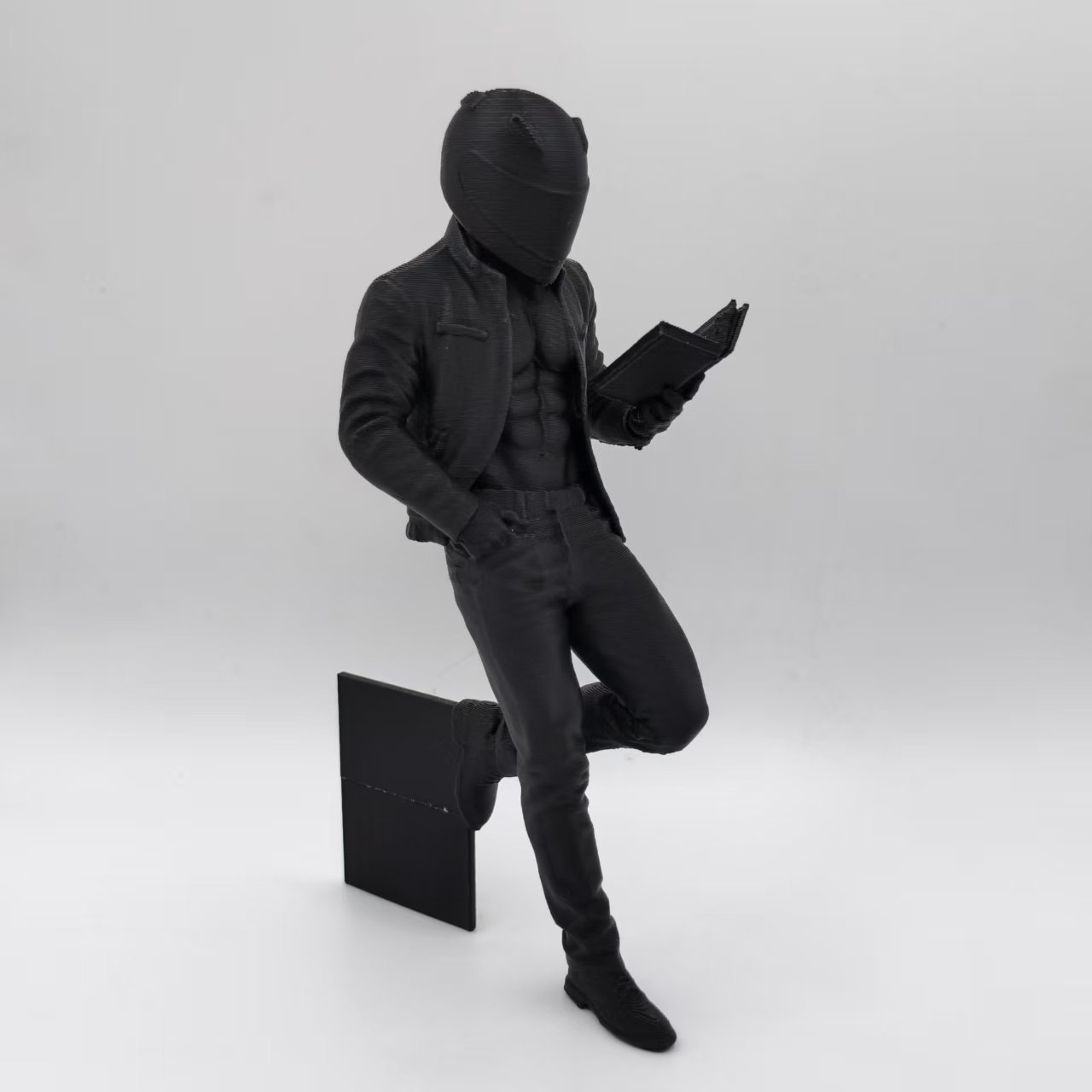3d Printed Reading Rider Ornament, Helmet Color Optional, Creative Bookshelf Decor, Home Office Desktop Display, Fun Men's Reading Sculpture, Unique Surprise Gift For