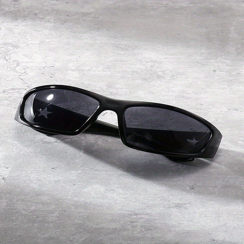 TEMU Black Frame Star-shaped With A Narrow That . And, Unisex Style. Perfect For Street Style Or Hot Outfits, Suitable For Daily Commuting Or Photos